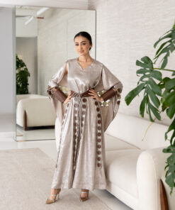 Alternative view of elite camel