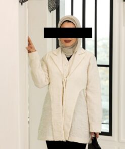 Alternative view of creamy jkt