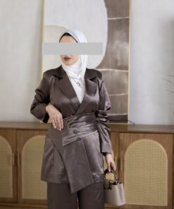 Alternative view of bronz chic