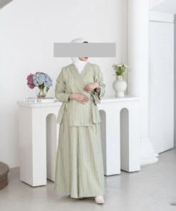 GREEN STRIPE